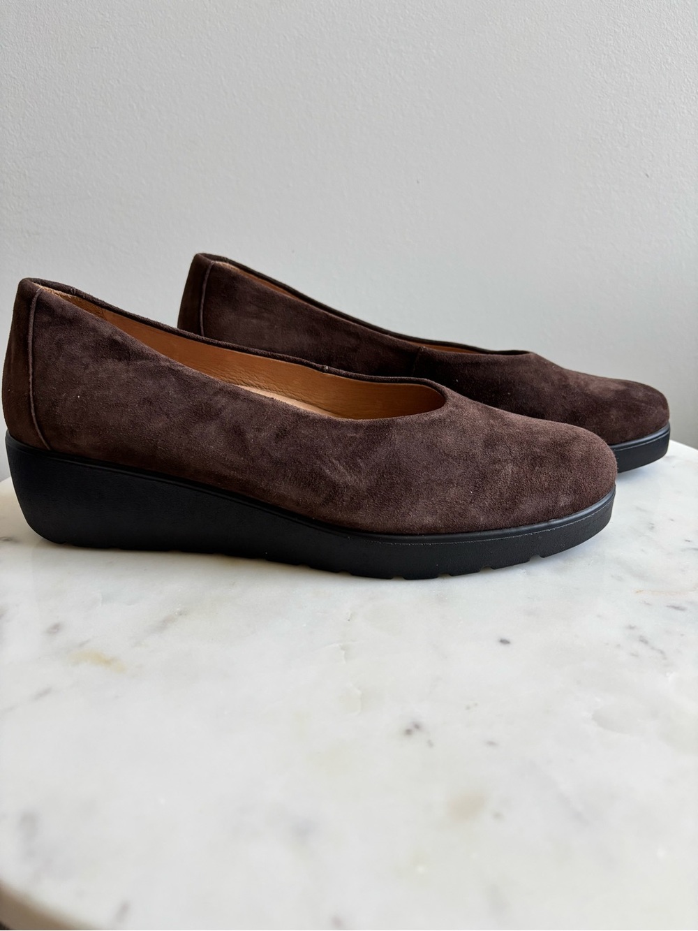 Brioso Women's Dark Brown Suede Wedge Slip-On ballet flats 8M
